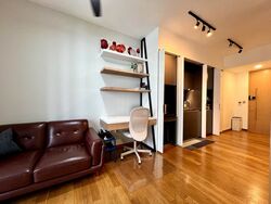 26-newton photo thumbnail #2